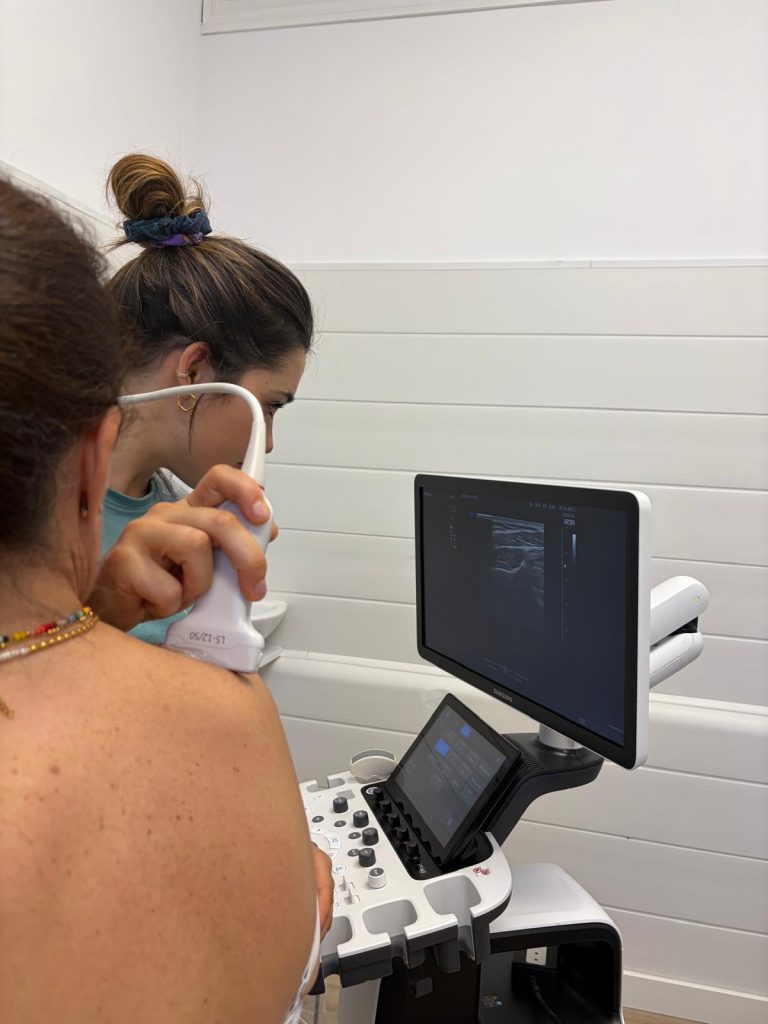 Ecografía, uno de los servicios de la Clínica de Fisioterapia Avanzada en Madrid, Sanarum